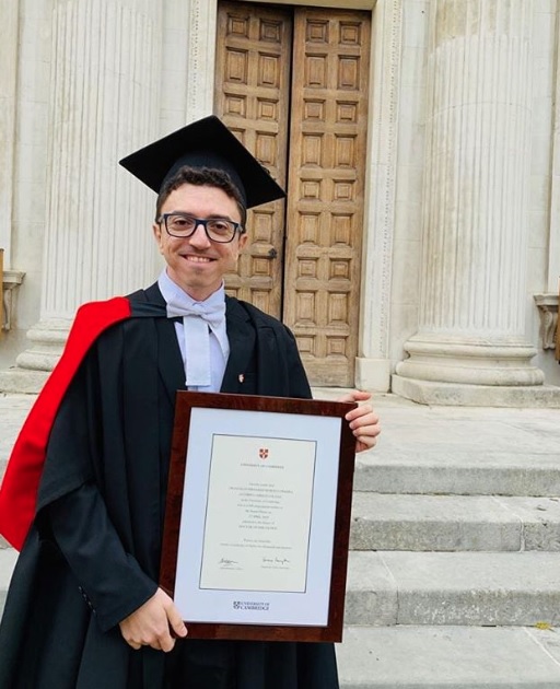 Ex-aluno da Faculdade de Direito da UFMG recebe prêmio de tese na França –  Stylus Curiarum